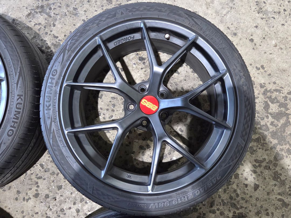 BBS fir 스타일 19인치휠타이어 2454019 pcd114.3 팝니다 소나타 그랜저 k5 k7 sm5 sm6 이미지