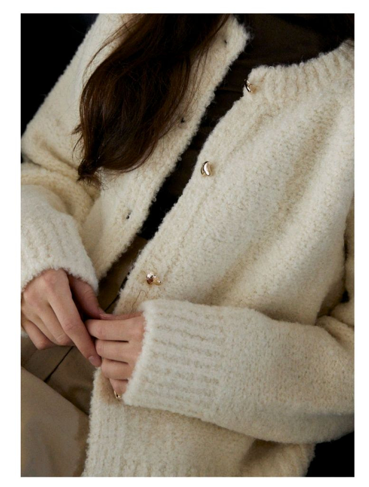 엘로주 하트 부클 가디건 판매해요 이미지