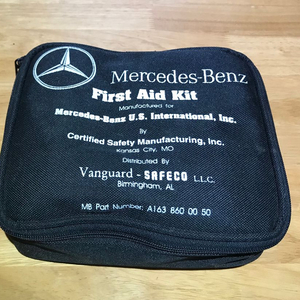 벤츠 자동차 정품 응급트킷