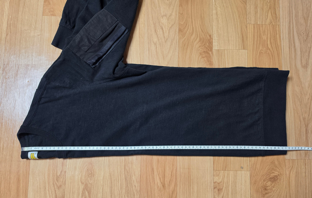 인터메조 INTERMEZZO 블랙 맨투맨(미착용 보관)--6