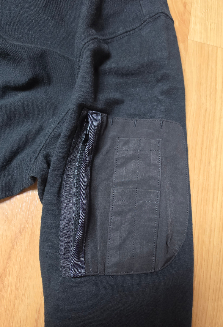 인터메조 INTERMEZZO 블랙 맨투맨(미착용 보관)--8