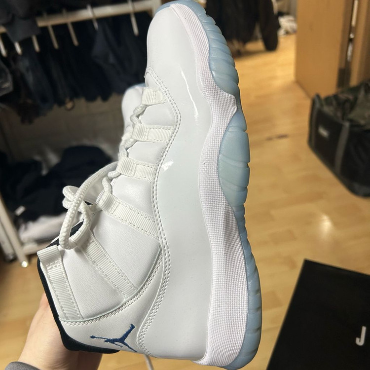 [255] 나이키 조던11 레전드블루 하이--3