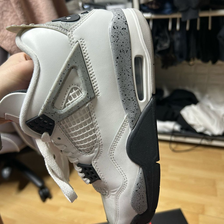 [250] 나이키 조던4 화이트 시멘트 이미지