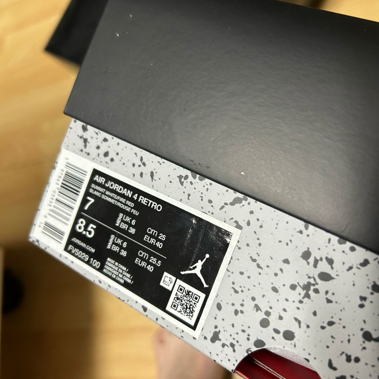 [250] 나이키 조던4 화이트 시멘트 이미지