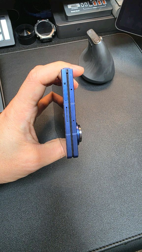 갤럭시 폴드7 512 정상해지 A급 판매합니다. 단품.--4