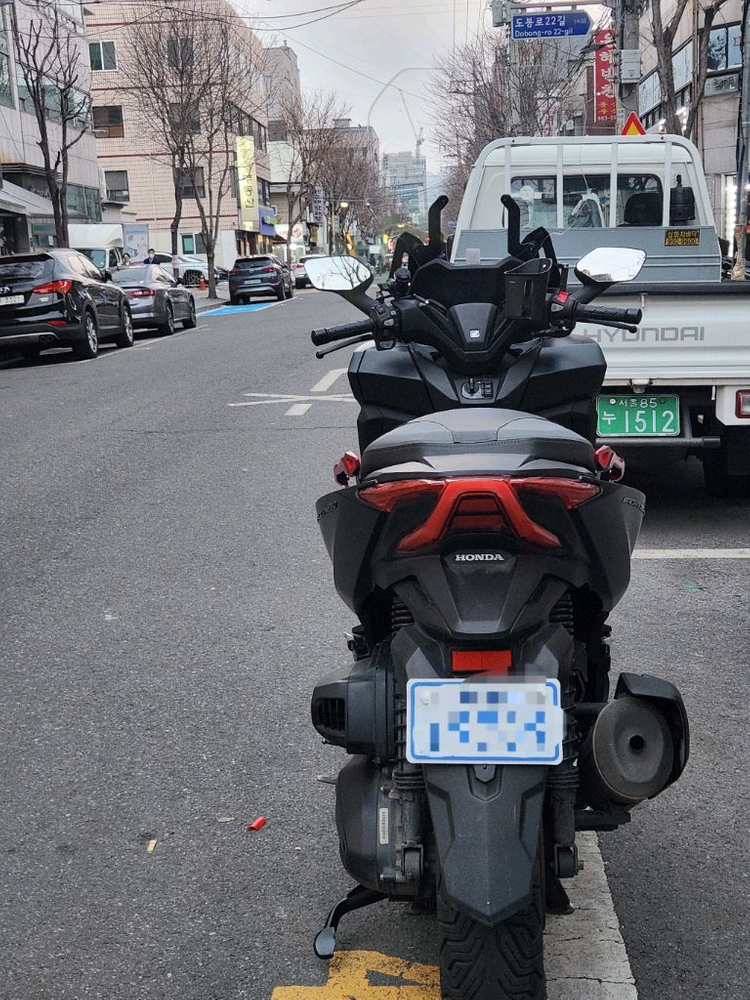 2024년식 포르자350 27xxxkm 450만원--1