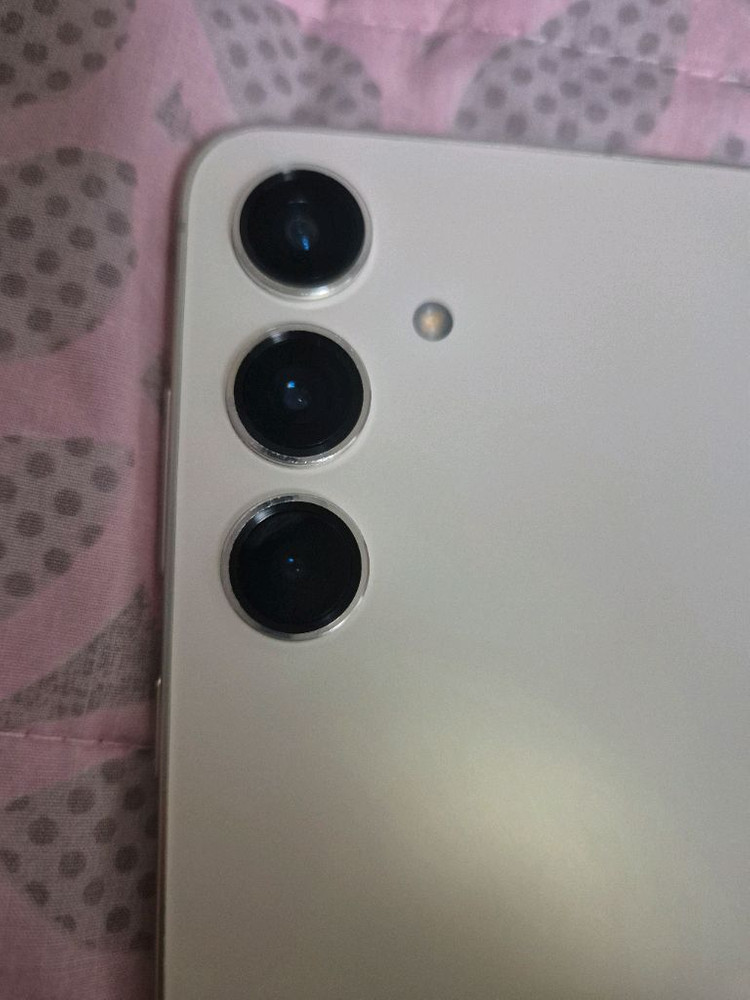 갤럭시s24플러스 옐로우 512기가 액정교체기기--4