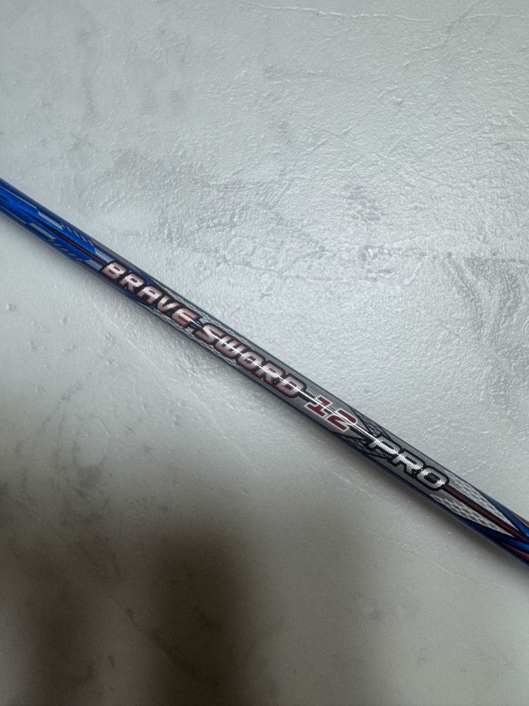 빅터 수리라켓 소드12프로 12pro 4u 팝니다--1