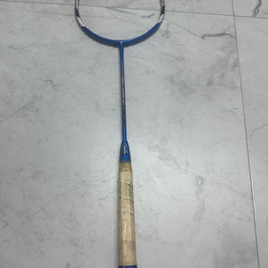 빅터 수리라켓 브레이브소드12 소드12 4u 팝니다