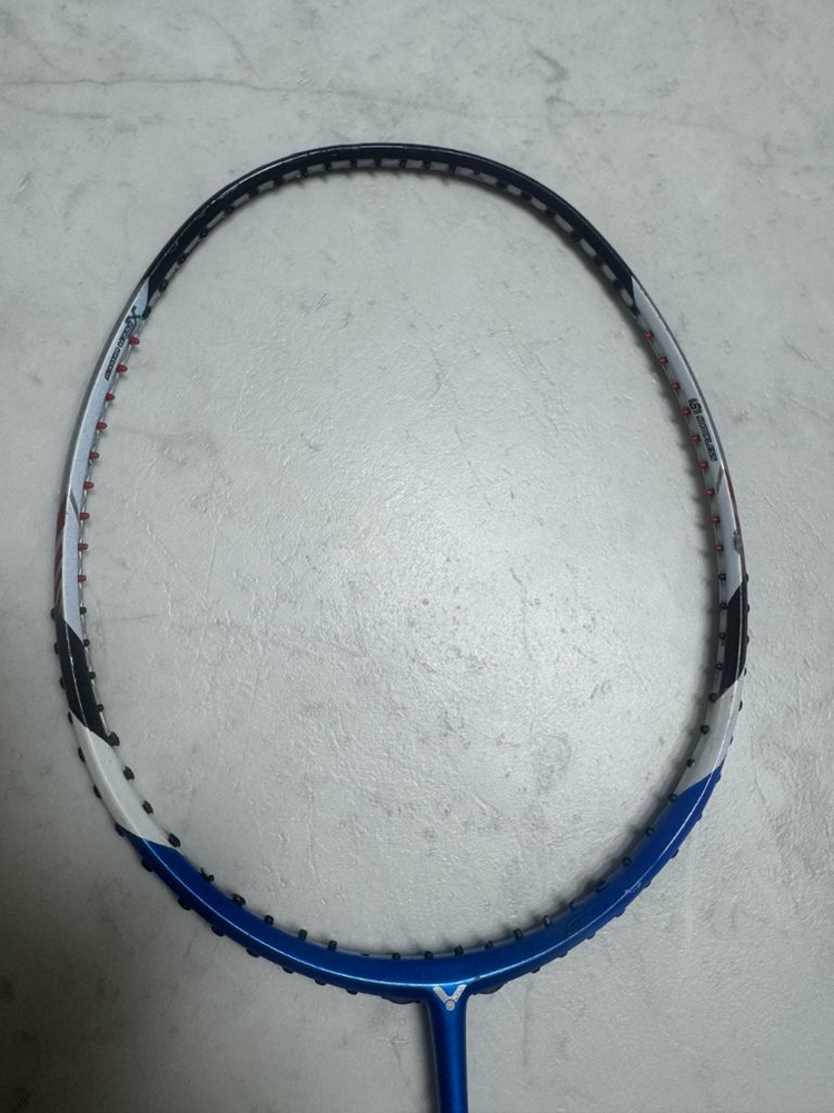 빅터 수리라켓 브레이브소드12 소드12 4u 팝니다--2