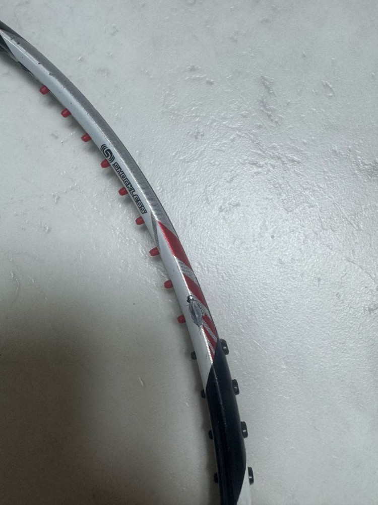 빅터 수리라켓 브레이브소드12 소드12 4u 팝니다--5