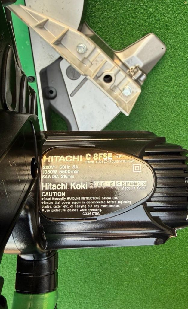 히타치 슬라이딩 각도절단기 C8FSE 이미지