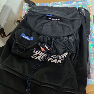 아더에러 이스트팩 슬링백 팝니다 이미지