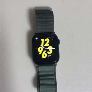 애플워치 시리즈7 45mm 이미지