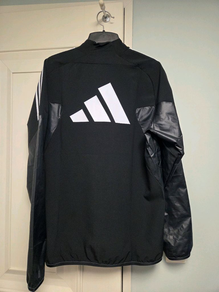 아디다스 우븐 피스테 탑 L 사이즈 새제품--1