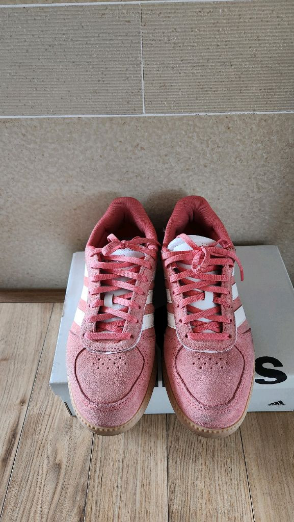 아디다스 여성 운동화 240ㅡ245 이미지