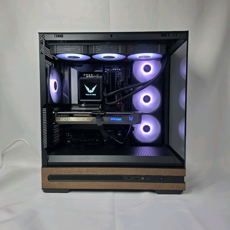 7800X3D 5070 고사양 게이밍 컴퓨터 본체--2