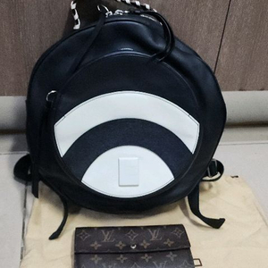 쿠론 헨릭빕스코브 백팩겸 토드백