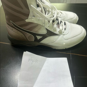 미즈노 웨이브몬스터 265 사이즈 판매 동일색상 265로도 교환합니다 이미지