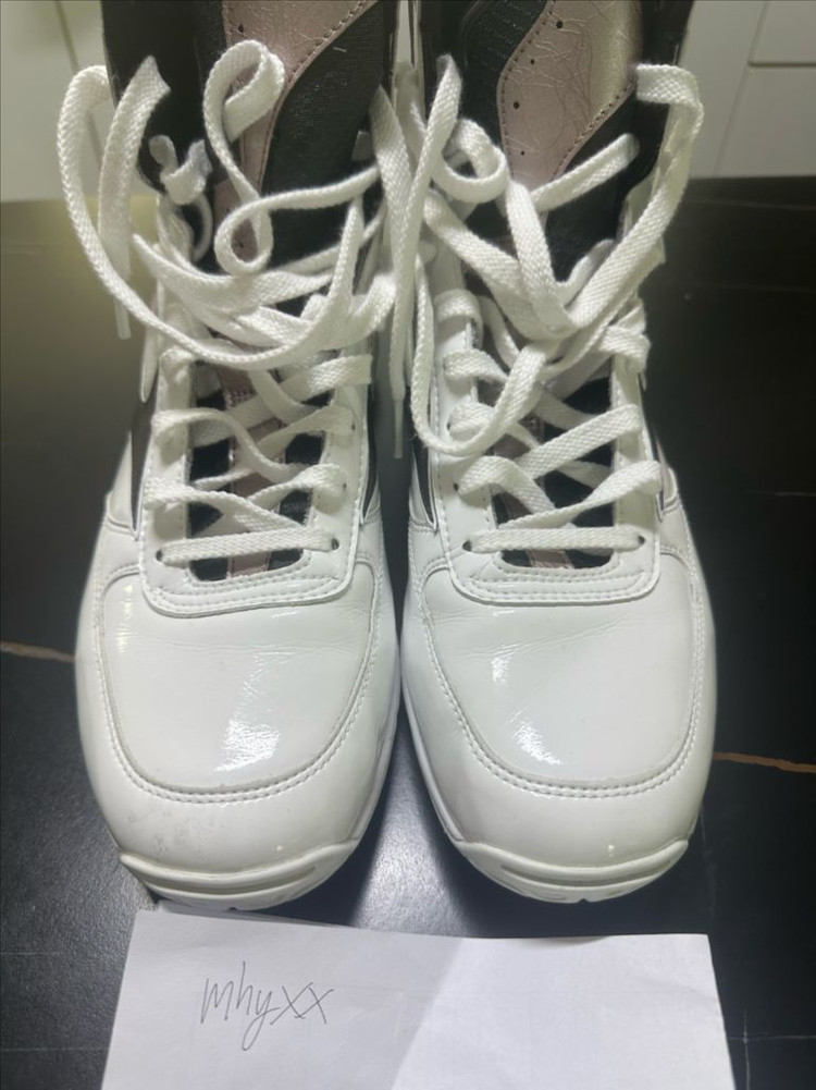 미즈노 웨이브몬스터 265 사이즈 판매 동일색상 265로도 교환합니다 이미지