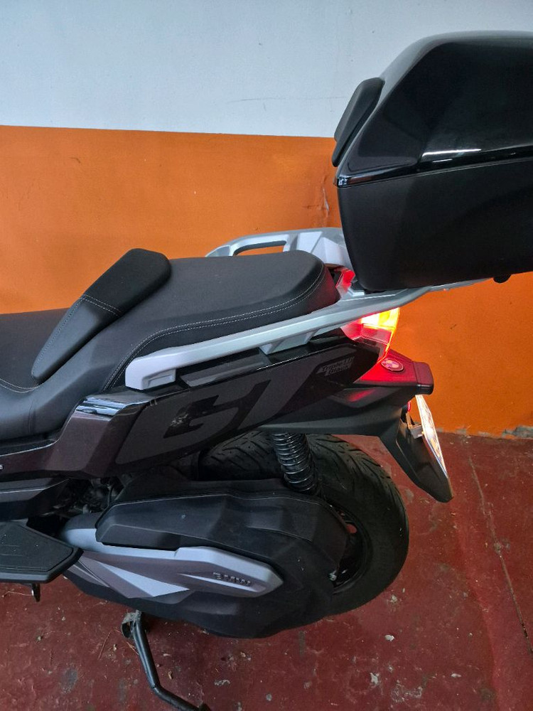 bmw c400gt 23년식--2