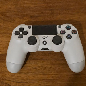 PS4 화이트 컨트롤러 듀얼쇼크