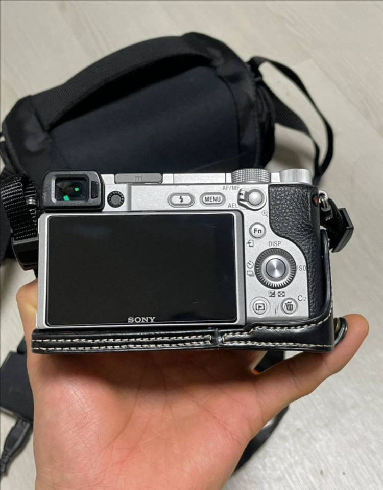 소니 미러리스 카메라 A6400 + 가방 이미지