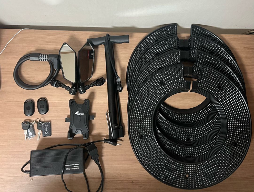 동도s8 풀옵션 자토바이 신품급 상태--3