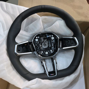 BMW g60 5시리즈 m팩 핸들 정품 이미지