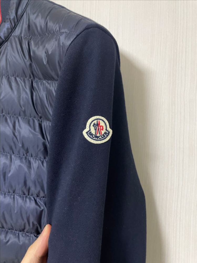 [M] 몽클레어 삼선 트리콧 유광 니트패딩 네이지 이미지