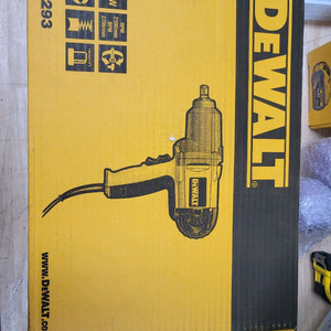 디월트 임팩렌치 dw293