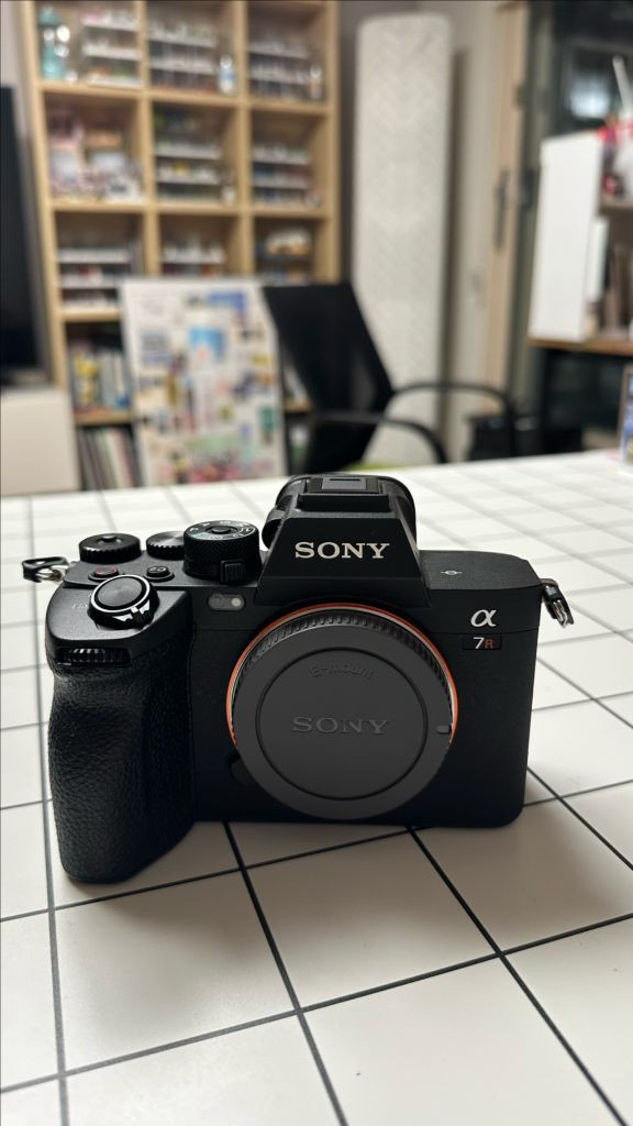 소니 A7RM5 풀프레임 미러리스 카메라 이미지