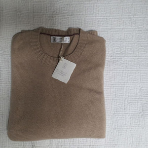 브루넬로 쿠치넬리 캐시미어 니트 이미지