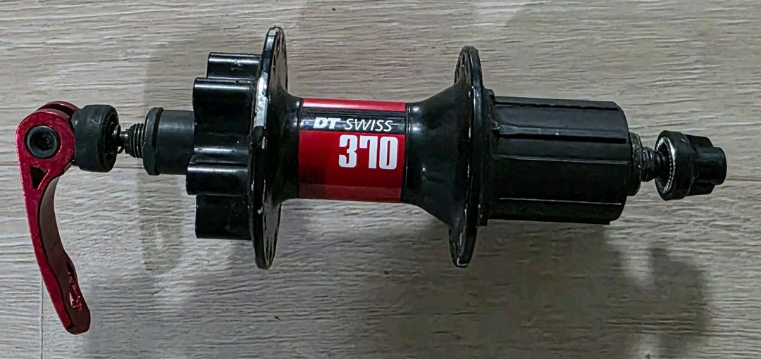 DT370 앞 뒤 허브--1