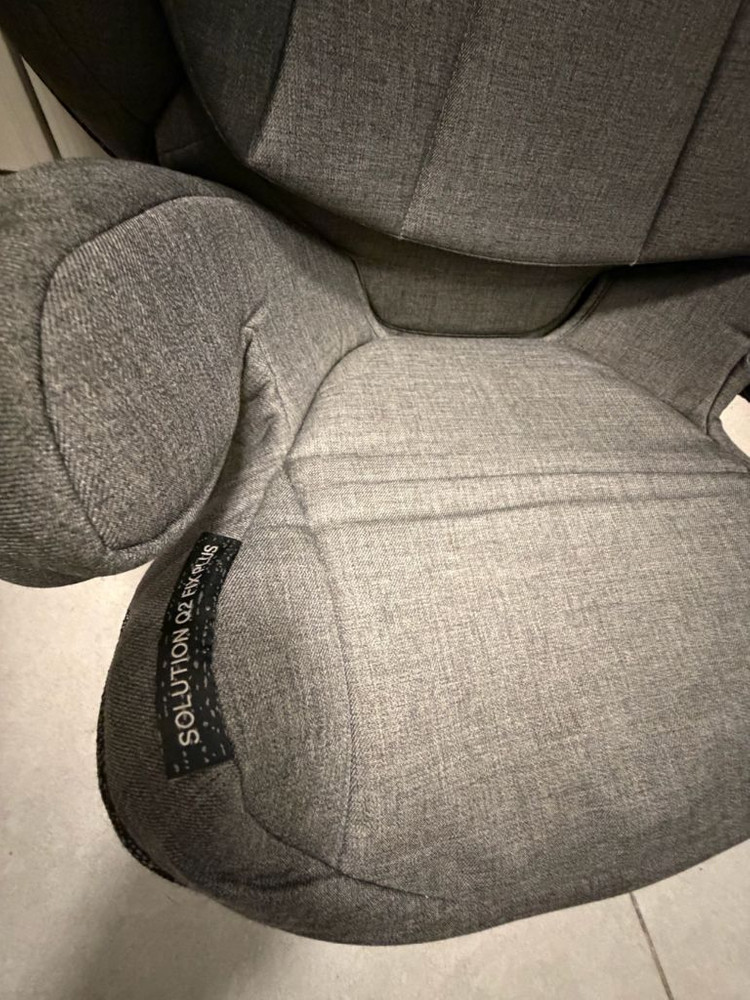 싸이벡스 주니어 카시트 이미지