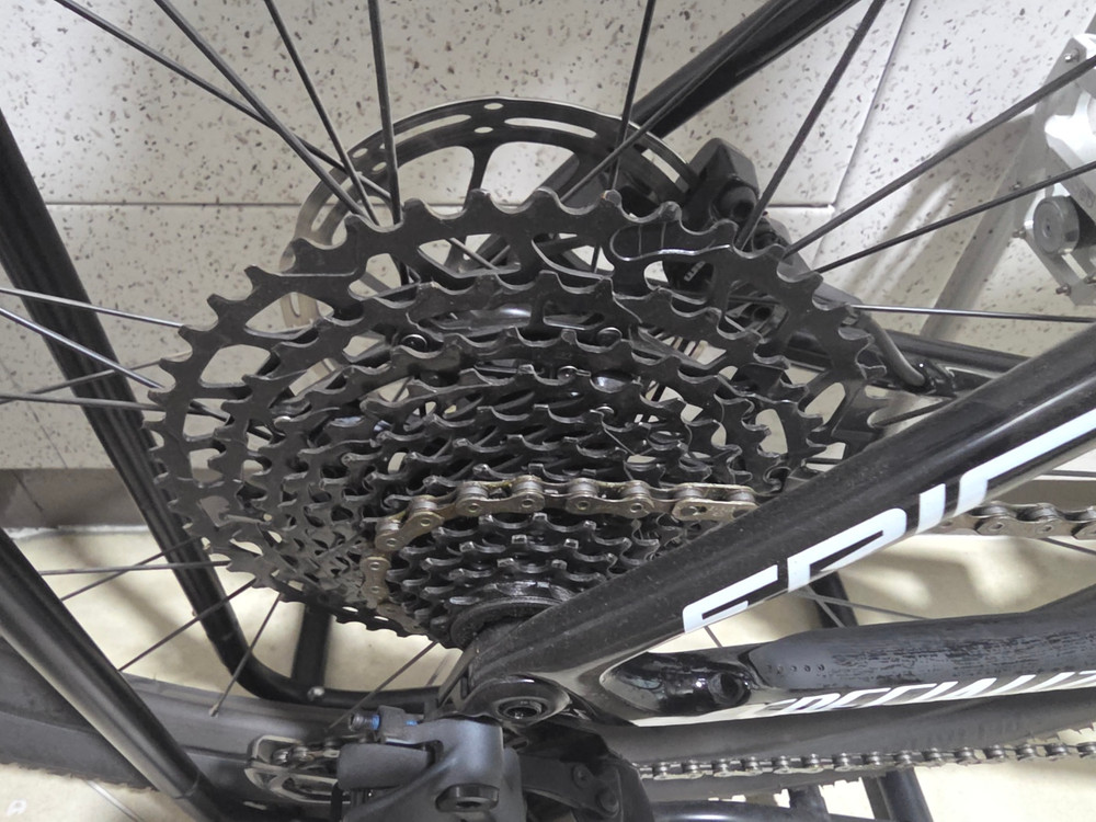 스페셜라이즈드 에픽 하드테일 MTB 베이스 L사이즈(전동 구동계, 마그페달)--1