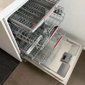 보쉬 식기세척기SMS46MI05E (3단 서랍형 바스켓, 자동문열림 건조) 이미지