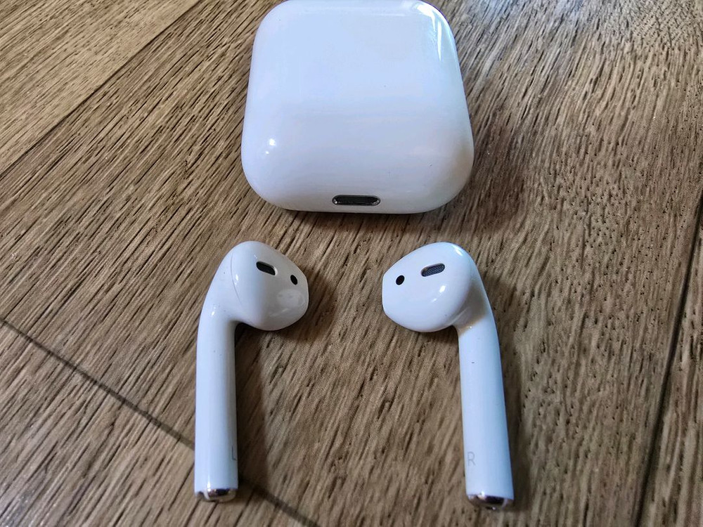 에어팟 유선충전 2세대 팝니다 이미지