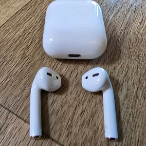 에어팟 유선충전 2세대 팝니다 이미지