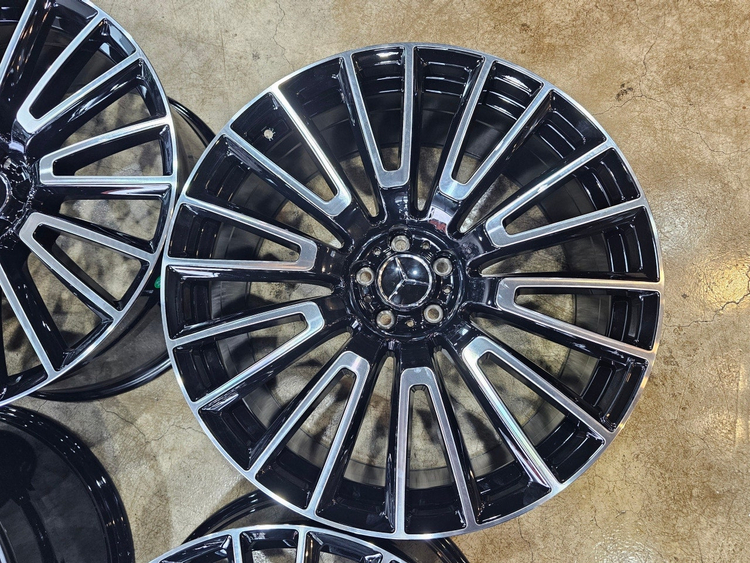 벤츠 지바겐 G63AMG 신형 멀티스포크 스타일 22인치 신품휠 이미지