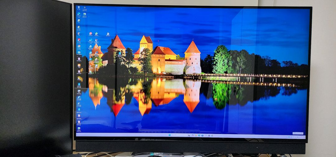 한성컴퓨터 43인치 게이밍 모니터 TFG43U14F 4K UHD 144Hz 이미지