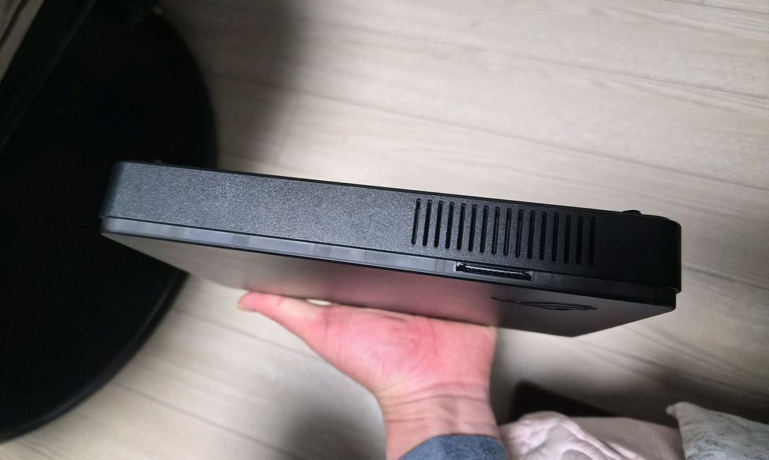 xg mobile 5070ti 팝니다. 이미지