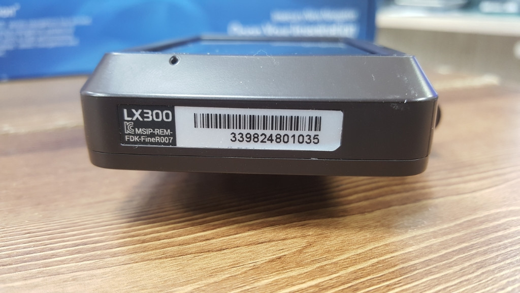 정비된 파인뷰 LX300 앞쪽 본체만. 이미지