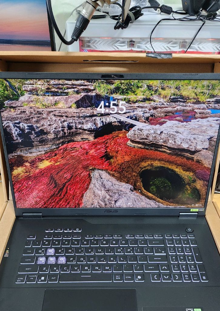 ASUS 18인치 게이밍 노트북 / 5070노트북 이미지