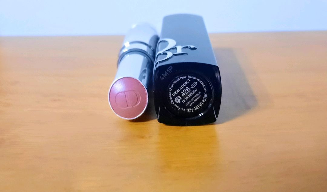 디올 어딕트 립스틱 426 코랄 토데오 색상 이미지