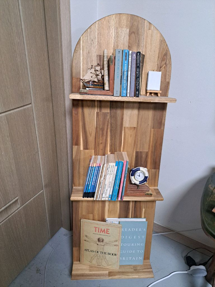 북스탠드 겸용 장식장 수납장 이미지