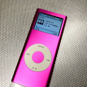 아이팟 나노2세대 4GB 핑크 (배터리 방전)