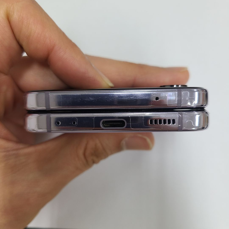 갤럭시 Z플립4 퍼플 256GB KT 센터판 액정 배터리 테두리 새거 044836--4