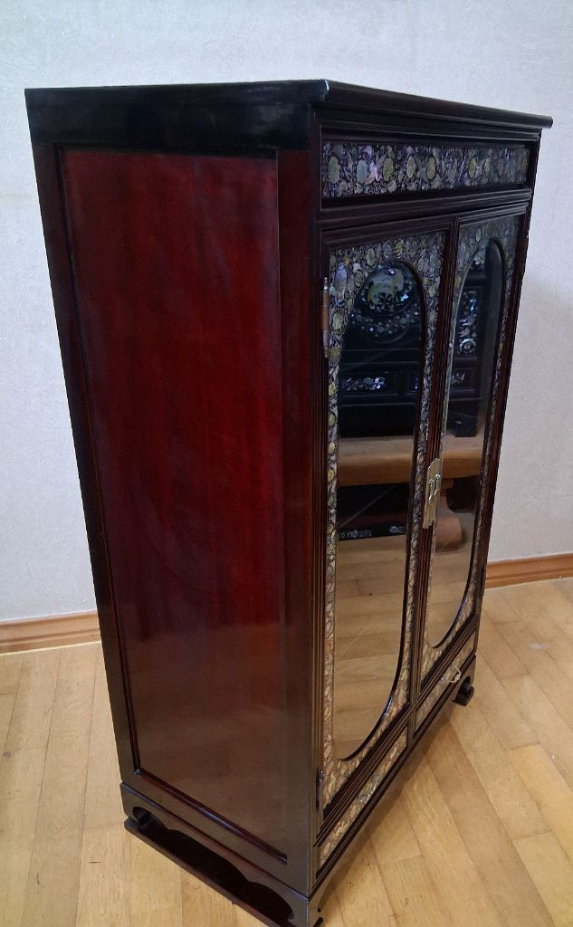 자개장식장 자개유리장식장 이미지