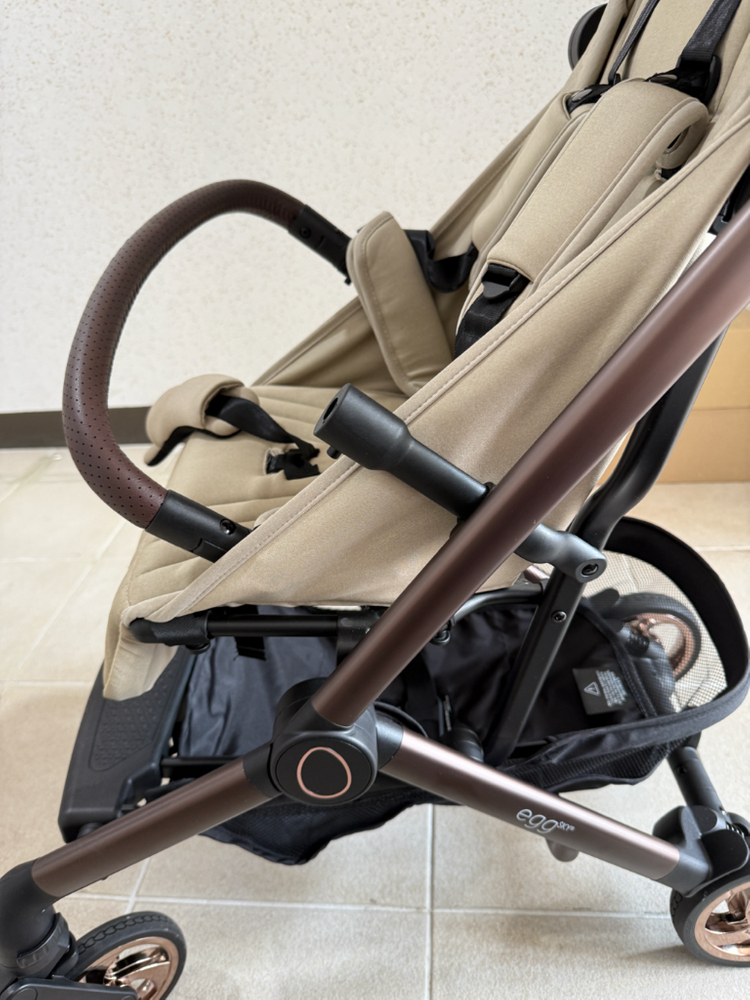 에그 스카이 유모차 버터밀크 색상--1